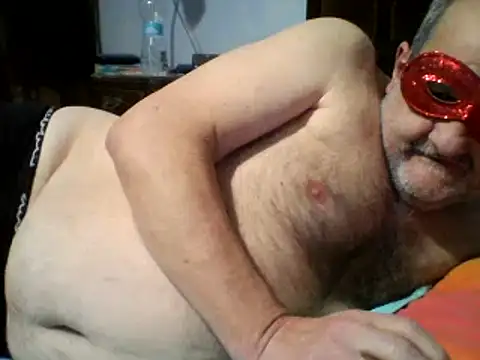 Snapshot of Geppo5911 chatting on 12-25-24, 08:28 Geppo5911 online show from 12-25-24, 08:28