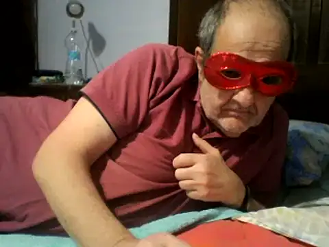 Snapshot of Geppo5911 chatting on 03-19-25, 02:13 Geppo5911 online show from 03-19-25, 02:13