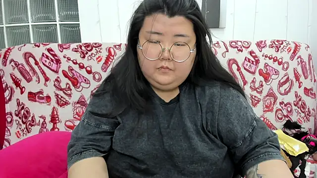 Snapshot of Nadine_asian chatting on 06-26-26, 08:52 Nadine asian online show from 06-26-26, 08:52