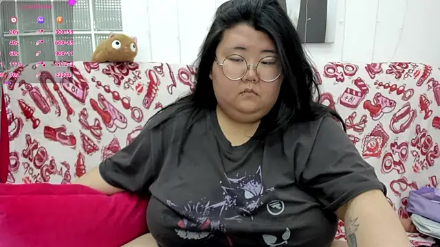 Snapshot of Nadine_asian chatting on 07-07-26, 07:23 Nadine asian online show from 07-07-26, 07:23