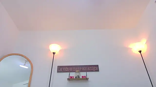 Sofhia cruz online show from 03-01-25, 12:39