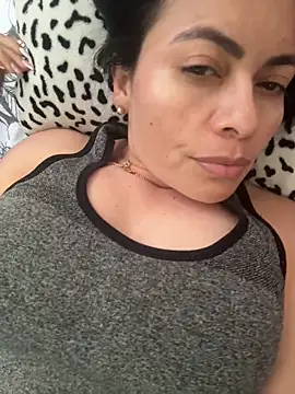 Snapshot of Janna099 chatting on 01-22-25, 05:49 Janna099 online show from 01-22-25, 05:49