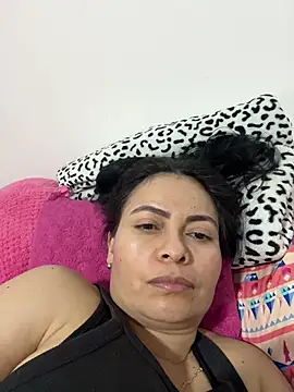 Snapshot of Janna099 chatting on 01-23-25, 09:39 Janna099 online show from 01-23-25, 09:39