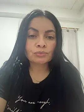 Snapshot of Janna099 chatting on 02-25-25, 02:03 Janna099 online show from 02-25-25, 02:03