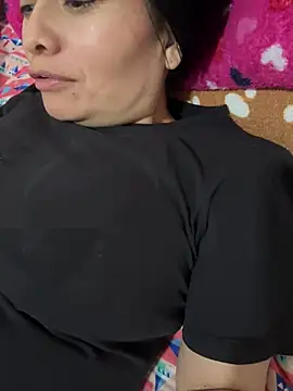 Snapshot of Janna099 chatting on 03-12-25, 06:11 Janna099 online show from 03-12-25, 06:11