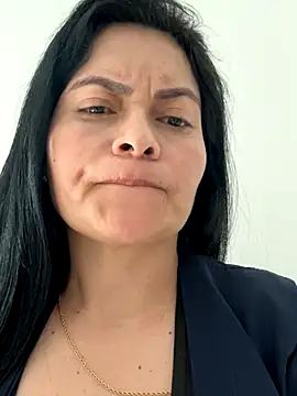 Snapshot of Janna099 chatting on 09-17-25, 05:36 Janna099 online show from 09-17-25, 05:36