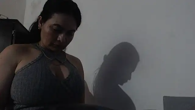 Snapshot of Janna099 chatting on 11-10-25, 01:15 Janna099 online show from 11-10-25, 01:15