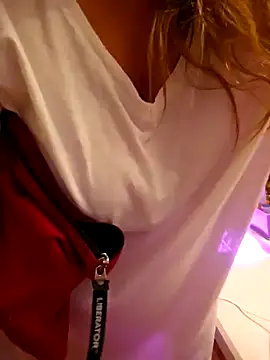 Snapshot of Erotic_and_Exotic chatting on 12-07-24, 05:59 Erotic and Exotic online show from 12-07-24, 05:59