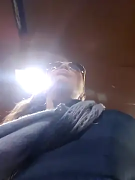 Snapshot of Erotic_and_Exotic chatting on 02-18-25, 09:31 Erotic and Exotic online show from 02-18-25, 09:31