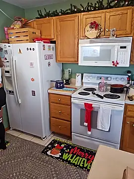 Snapshot of Erotic_and_Exotic chatting on 12-16-25, 06:35 Erotic and Exotic online show from 12-16-25, 06:35