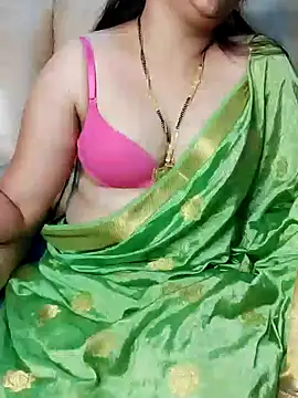 Traditional Housewife  online show from 01-19-25, 03:53