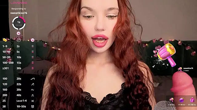 PrettyLilie online show from 12-20-25, 12:12