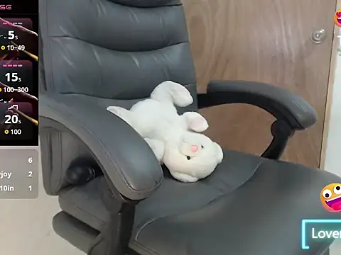 sweettmiah online show from 12-17-25, 06:58