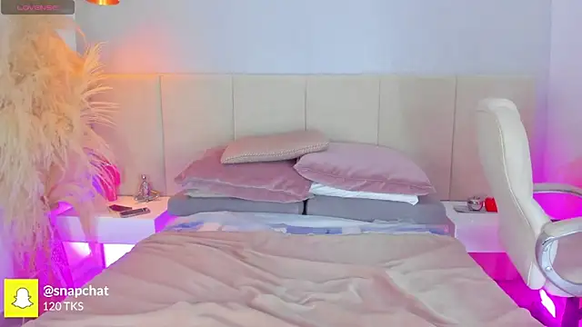 Snapshot of sofia_pamela chatting on 11-11-25, 07:25 sofia pamela online show from 11-11-25, 07:25