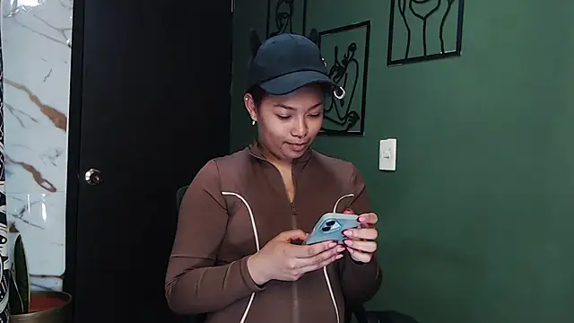JadaRoberts online show from 07-11-26, 03:20