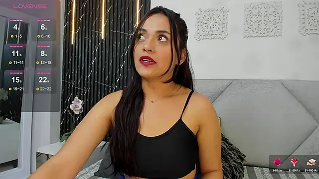 Snapshot of katrina_kaif_x chatting on 01-16-25, 06:59 katrina kaif x online show from 01-16-25, 06:59