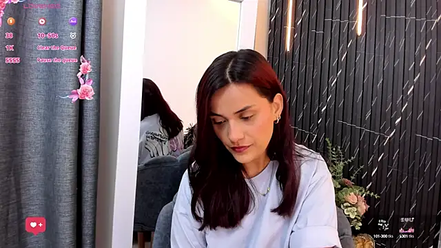 Snapshot of katrina_kaif_x chatting on 09-22-25, 07:05 katrina kaif x online show from 09-22-25, 07:05