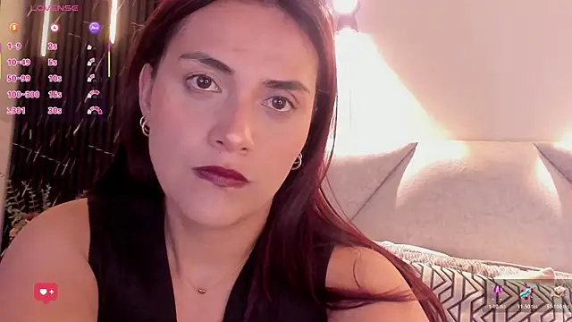 Snapshot of katrina_kaif_x chatting on 10-18-25, 07:25 katrina kaif x online show from 10-18-25, 07:25