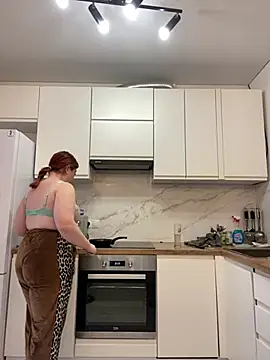 RosieMoons online show from 03-13-25, 11:51