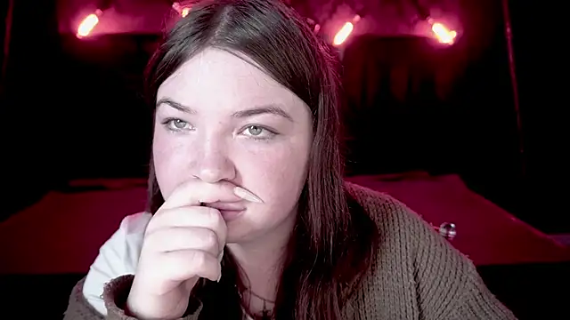 RosieMoons online show from 10-09-25, 07:34