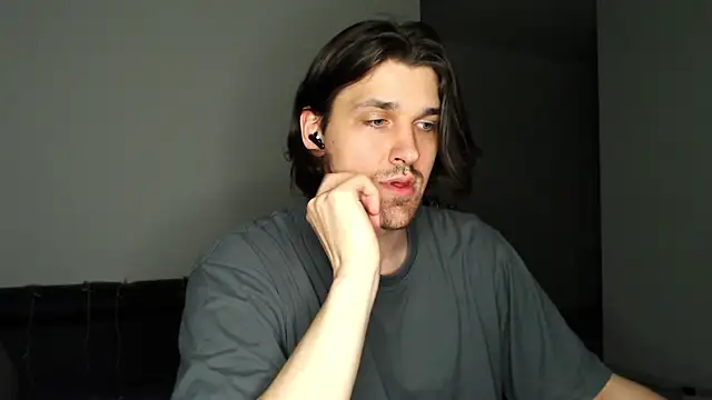 Snapshot of boy_next_door_1 chatting on 05-29-26, 01:47 boy next door 1 online show from 05-29-26, 01:47