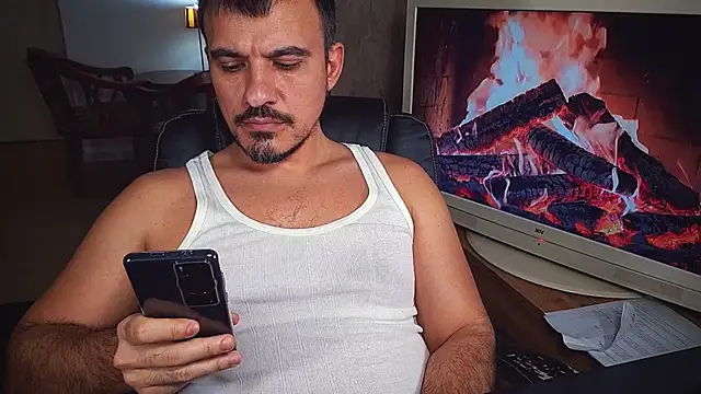 officeman7 online show from 02-06-25, 04:47