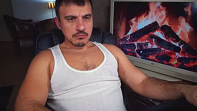 officeman7 online show from 02-16-25, 04:42