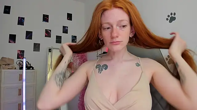 Aliceginger99 online show from 04-23-26, 01:24
