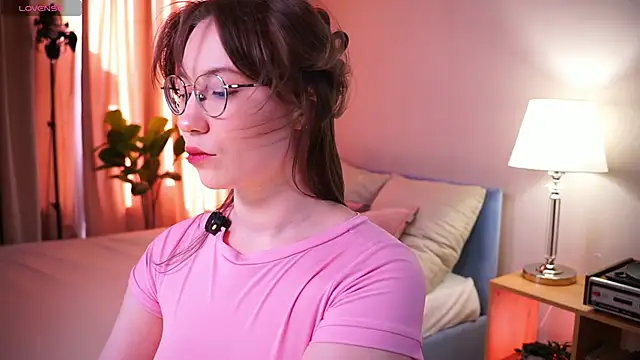 askaudrey  online show from 04-02-26, 01:31