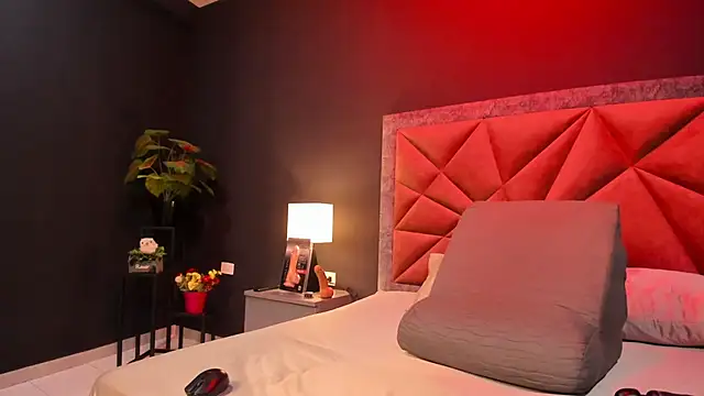 mia milff online show from 12-02-25, 07:20