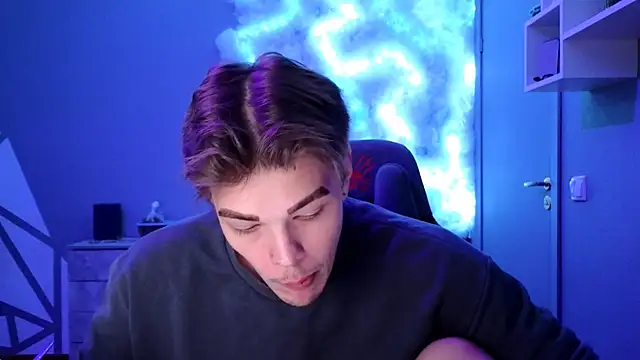 DENIS HERE online show from 12-05-24, 03:28