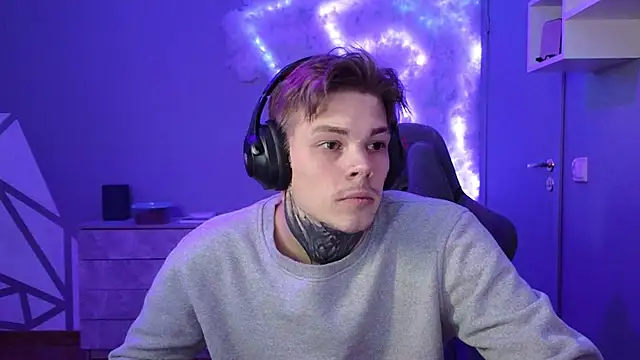 DENIS HERE online show from 12-08-24, 06:50