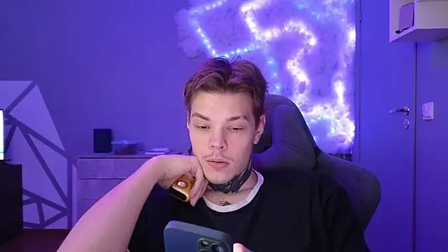 DENIS HERE online show from 12-09-24, 11:15