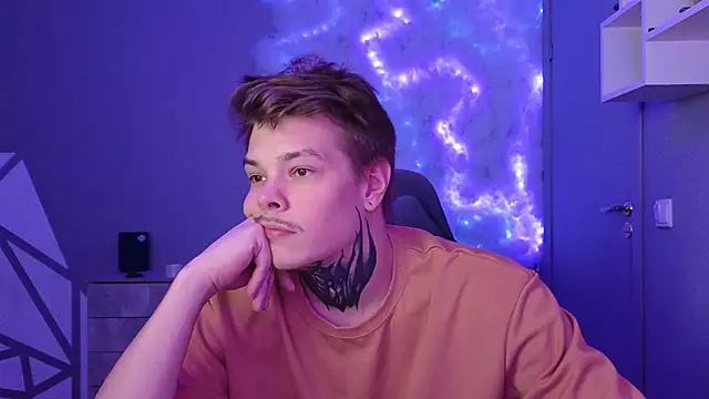 DENIS HERE online show from 12-30-24, 09:40