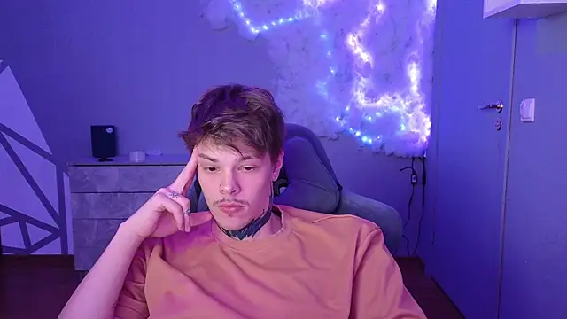 DENIS HERE online show from 12-31-24, 12:43