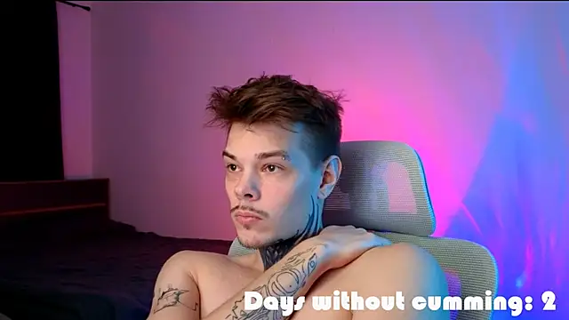 DENIS HERE online show from 02-21-26, 01:17