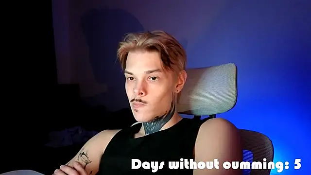 DENIS HERE online show from 04-24-26, 07:27