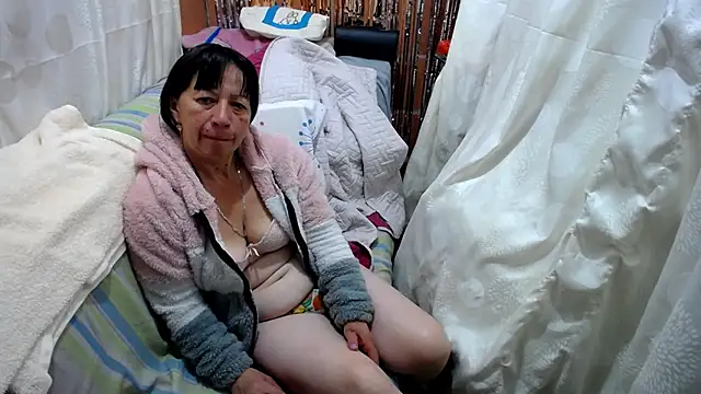 Snapshot of Malaya88 chatting on 11-14-25, 04:22 Malaya88 online show from 11-14-25, 04:22