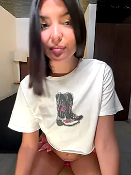 FoxyMx online show from 11-30-25, 03:10