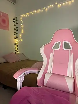 violet-333 online show from 02-13-26, 02:24