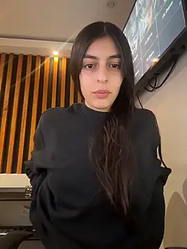 Snapshot of cristel_17 chatting on 04-01-26, 06:25 cristel 17 online show from 04-01-26, 06:25