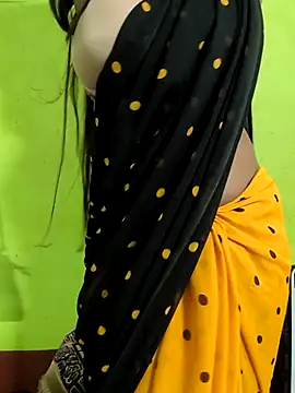 Snapshot of Shreya727 chatting on 03-08-26, 10:19 Shreya727 online show from 03-08-26, 10:19