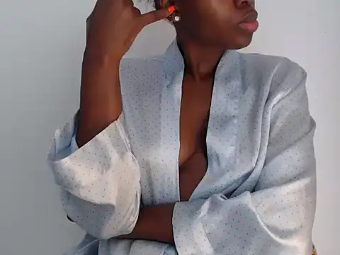 black   ghodess online show from 11-17-25, 05:35