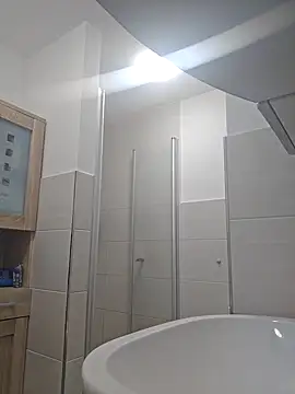 Snapshot of Toschi1981 chatting on 10-28-25, 08:18 Toschi1981 online show from 10-28-25, 08:18