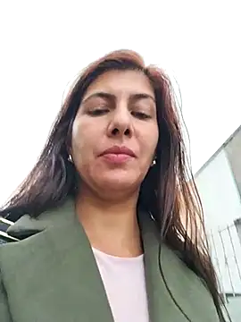 Snapshot of scarlett_moore chatting on 02-22-25, 09:04 scarlett moore online show from 02-22-25, 09:04