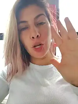 Snapshot of scarlett_moore chatting on 09-17-25, 01:13 scarlett moore online show from 09-17-25, 01:13