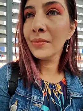 Snapshot of scarlett_moore chatting on 11-02-25, 03:25 scarlett moore online show from 11-02-25, 03:25