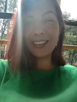 Snapshot of scarlett_moore chatting on 11-05-25, 02:17 scarlett moore online show from 11-05-25, 02:17