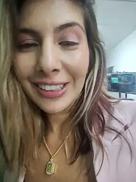 scarlett moore online show from 04-18-26, 07:07