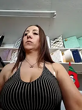 Snapshot of Mia_Novikov chatting on 12-08-24, 08:47 Mia Novikov online show from 12-08-24, 08:47